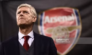 HLV Wenger tiếc đứt ruột vì 'săn' hụt Ronaldo