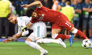 Ramos bị kiện đòi bồi thường 1 tỷ euro cho Salah