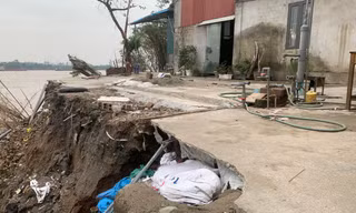 Hà Nội: Công bố tình huống khẩn cấp với một loạt tuyến đê tại Mê Linh, Phúc Thọ, Gia Lâm