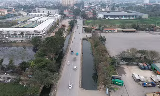 Hà Nội: Cận cảnh tuyến đường 70 trước ngày được mở rộng lên 8 làn xe