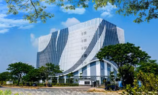 Khu Công nghệ cao Hòa Lạc.