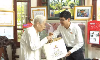 Hà Nội tri ân, thăm hỏi cựu binh tham gia chiến dịch Điện Biên Phủ