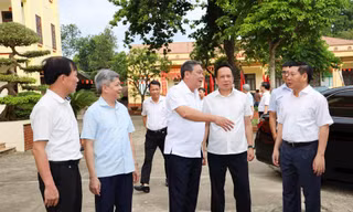 Hà Nội: Không để xảy ra tình trạng người dân đến nộp hồ sơ chỗ này lại chỉ sang chỗ khác