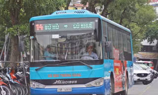 Hà Nội: Đề xuất hạn chế ô tô vào phố cổ