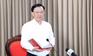 Bí thư Thành ủy Hà Nội Đinh Tiến Dũng