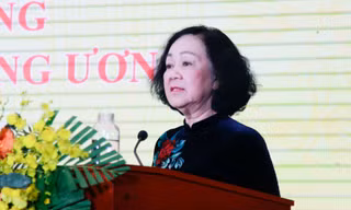 Bà Trương Thị Mai, Ủy viên Bộ Chính trị, Thường trực Ban Bí thư, Trưởng ban Tổ chức TƯ phát biểu tại lễ kỷ niệm