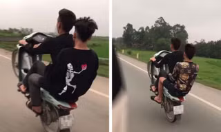 Các thanh thiếu niên có hành vi bốc đầu xe máy bị người dân quay clip gửi cơ quan công an để xử lý