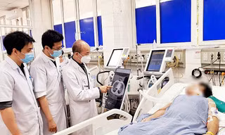 Nhiều người lớn thở máy, biến chứng nghiêm trọng vì mắc sởi