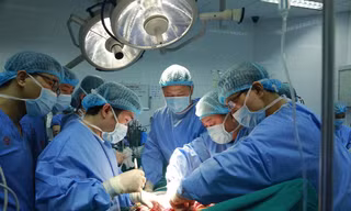 Bộ Y tế nói gì việc bệnh nhân ghép thận mua thuốc bên ngoài vì bệnh viện thiếu thuốc?