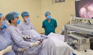 Lần đầu tiên Việt Nam điều trị thành công ung thư phụ khoa bằng nội soi