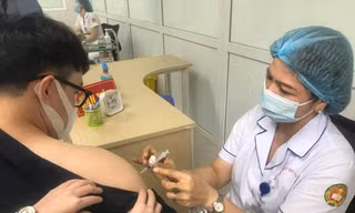 Bộ trưởng Bộ Y tế: 'Các địa phương chuẩn bị phương án cao nhất cho điều trị' 