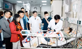 Tết ở bệnh viện hạng đặc biệt nhất cả nước
