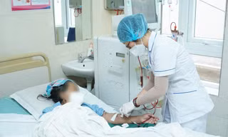 Bệnh nhân suy thận mạn thoát ‘án tử’ nhờ kỹ thuật mới tái thông dòng máu