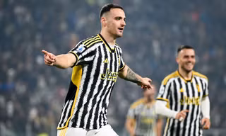 Gatti mang về 3 điểm cho Juventus.