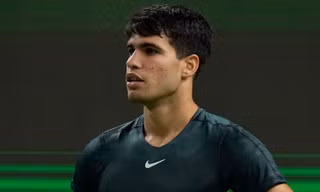 Alcaraz thua sốc tại Paris Masters