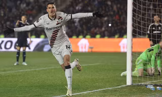  Patrik Schick đã mang về trận hòa 2-2 cho Bayer Leverkusen ở trận lượt đi.