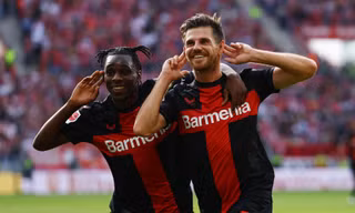 Leverkusen đứng trước cơ hội vượt qua kỷ lục của Bayern Munich.