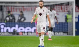 Harry Kane tịt ngòi trong trận đấu với Frankfurt, bỏ lỡ cơ hội thiết lập cột mốc 20 bàn thắng tại Bundesliga.