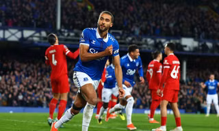 Calvert-Lewin nhấn chìm Liverpool với bàn thắng nhân đôi cách biệt.
