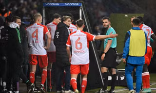 Kimmich suýt đánh nhau với trợ lý của HLV Thomas Tuchel.