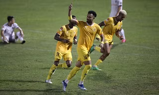 Yago Ramos lập cú đúp.
