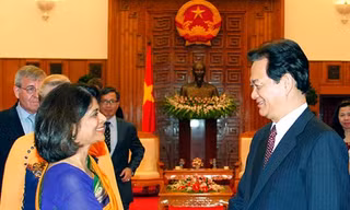 Thủ tướng Nguyễn Tấn Dũng và bà Pratibha Mehta, Điều phối viên Thường trú Liên Hợp Quốc. Ảnh: Chinhphu.vn