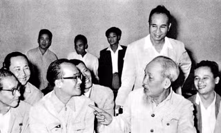 Tìm chọn hiền tài