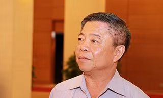 Uỷ ban Thường vụ Quốc hội đồng ý cho ông Võ Kim Cự thôi làm đại biểu Quốc hội.