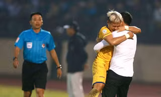 'Ronaldo Việt Nam' đầu quân cho đội bóng của Công Vinh