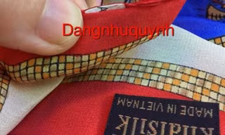 Vụ việc thương hiệu Khaisilk bán hàng "Made in China" khiến dư luận bất bình và phẫn nộ.