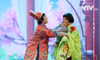 Tạo hình gây tò mò của cặp đôi Đỗ Duy Nam- Trung Ruồi trong Táo quân 2019.