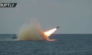 [VIDEO] Chiến hạm Nga khai hoả dữ dội trên biển Baltic