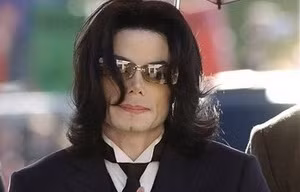 'Có thể Michael Jackson tự tử vì các khoản nợ'
