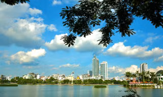 Miền Bắc có nắng trước khi đón đợt mưa rào và dông ngày 30/9