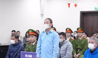 NÓNG 14/1: Bị cáo buộc nhận hối lộ gần 25 tỷ, cựu chủ tịch nhà xuất bản Giáo dục khai gì?