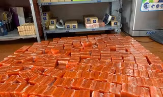 Thị trường ngày 20/12: Thiết bị sưởi ấm 'sale đậm'