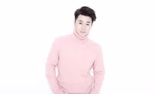 Vì nông nỗi nào mà Kim Jong Min phải 'cầu xin' khán giả đừng gọi mình là đồ ngu ngốc