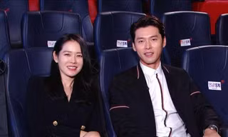 Hyun Bin ôm lấy Son Ye Jin hạnh phúc khi "Hạ cánh nơi anh" được chuyển thể thành nhạc kịch