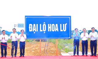 Ninh Bình gắn tên ‘Đại lộ Hoa Lư’ cho tuyến đường 8 làn xe