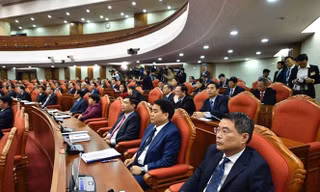 Khai mạc Hội nghị TƯ 9 tại Hà Nội