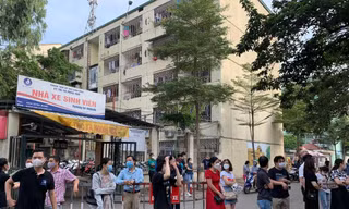 Khốc liệt cuộc thi vào lớp 6 tại trường THCS chuyên Ngoại ngữ năm học 2022-2023. Ảnh: Đỗ Hợp