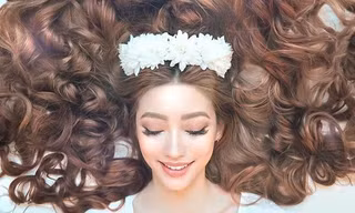 Cuộc sống sang chảnh trong mơ của 'công chúa tóc mây' gốc Việt