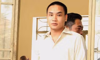 Thanh niên đâm chết hàng xóm vì được khuyên uống ít bia