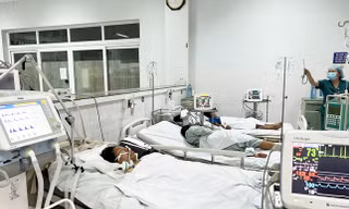 Thêm 3 người ngộ độc cấp cứu sau khi ăn cá muối ủ chua ở Quảng Nam