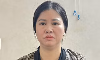 Bắt 'nữ quái' cầm đầu đường dây lô đề hơn 50 tỷ ở Quảng Nam