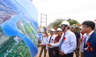 Hơn 570 tỷ xây cầu đường phá thế độc đạo vùng rốn lũ Quảng Nam
