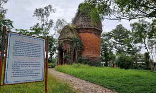 Tháp cổ nghìn năm tuổi ở Quảng Nam