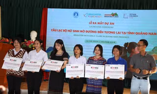 Hơn 1,1 tỷ đồng triển khai dự án trang bị kỹ năng cho nữ sinh đồng bào dân tộc thiểu số tỉnh Quảng Nam