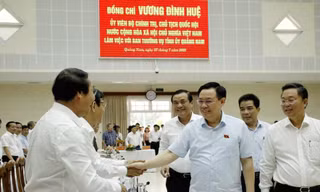 Chủ tịch Quốc hội: Kiên quyết rà soát, xử lý các dự án treo, chậm tiến độ