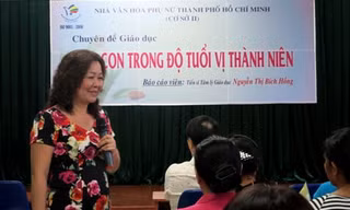 Theo Tiến sĩ Nguyễn Thị Bích Hồng, vị thành niên là độ tuổi "không còn trẻ thơ nhưng chưa trưởng thành", cha mẹ phải có kỹ năng riêng để dạy con trong giai đoạn này. 